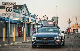 La fin d'une route sur une jetée ? Road Trip Sur La Route 66 De Chicago A Los Angeles Via 8 Etats Sixt Magazine