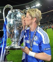 He is the first spaniard to do so. The Move That Shook The Premier League Fernando Torres To Chelsea For 50m Daily Mail Online