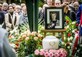 Olga krzyżanowska była córką podpułkownika aleksandra wilka krzyżanowskiego, dowódcy armii krajowej na wileńszczyźnie. Pogrzeb Olgi Krzyzanowskiej W Gdansku Pozegnalismy Wybitna Gdanszczanke Z Wyboru Lekarke I Polityka Wzorzec Etycznego Zycia Zdjecia Dziennik Baltycki