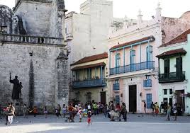 El Hostal Convento De Santa Brigida Esta Instalado En La Otrora Casa De Don Lorenzo Montalvo Una Tipica Mansion Colonial De Medi Cuba Architecture Street View