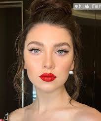 Amanda Prinz's Instagram, Twitter & Facebook