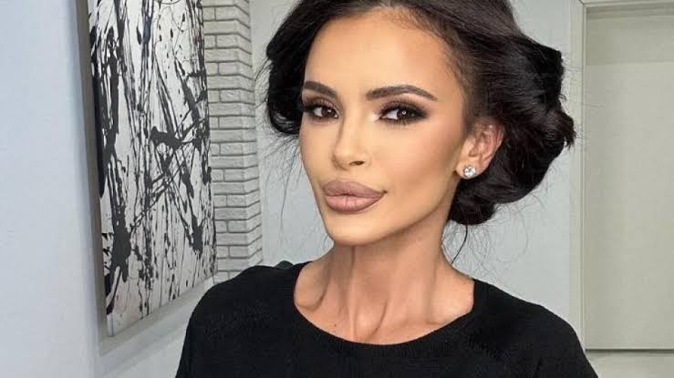 Мария показа горещи снимки на новия си млад любовник - Фолк