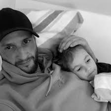 Stream Chris Trost music