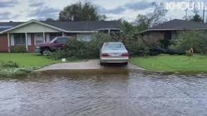 Hurricane Laura blasts Gulf Coast; Louisiana reports first deaths | wthr.com