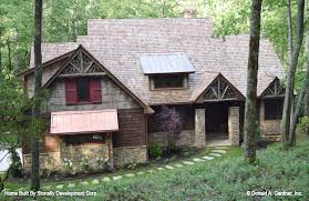 If you love rustic decor then you are in for a real treat with this mountaintop mansion tour. Mountain Rustic And Lake Style Design Elements
