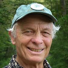 Edward Morin's Instagram, Twitter & Facebook