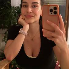 Priscilla Hayes in people