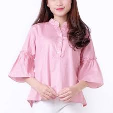 Kemeja merupakan salah satu jenis atasan wanita yang paling dasar digunakan sebagai pakaian kantor. Jual Model Baju Atasan Wanita Lengan 3 4 Model Baju Atasan Wanita Modis Jakarta Barat Baju Murah Calvino Tokopedia