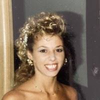 Julie Ridgeway's Instagram, Twitter & Facebook