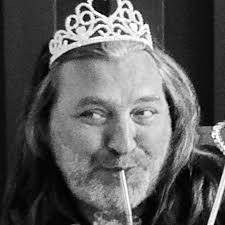 I veckan levererades denna hårdrocksbil till Moonshine Transport AB. Bilen  är en Scania S 650 NB dragbil lackerad av Robert Forsgren på HotpaintArt  och utrustad av mekaniker på Motorcentralen i Umeå. Se