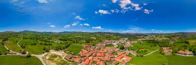 Salto , montalegre'nin portekiz bölgesinde ( concelho ) bulunan bir belediyedir ( freguesia ). Montalegre Salto Vila Real 360 Panorama 360cities