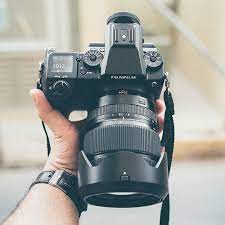 Medium Format Beauty Fujifilm Gfx50s Photo By Rami Nft Best Digital Camera Best Vlogging Camera Vlogging Camera