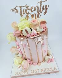 21st Rose Gold 21 Birthday Cake Instagram Image By Cakes By Siobhan Greenock Cakesbysiobhangreenock With Caption Baby Pi 21st Birthday Cakes Pink Birthday Cakes Novelty Birthday Cakes