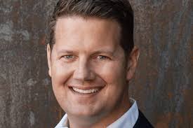 Adam Andersen's Instagram, Twitter & Facebook