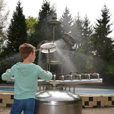 de wonderlijkste speel en ontdekplek van nederland buiten schommel foto vakantie ideeen