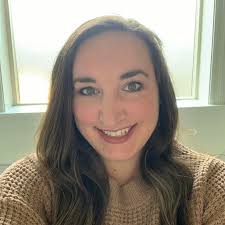 Dollywood vs Disney. Do I need to prepare for my visit like I needed to  with Disney as in studying a map. Booking reservations or rides ahead of  time. Be prepared for