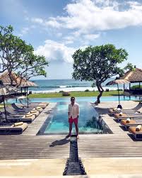 A tribute to the late tan sri sm nasimuddin, founder of the naza group of companies. Wizards Of Wanderlust 15 Malaysian Jetsetters To Follow On Instagram Tatler Malaysia