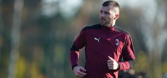 Final primera parte, milan 0, sampdoria 0. Laeqiudljhtzkm