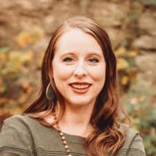 Karissa Bell's Instagram, Twitter & Facebook