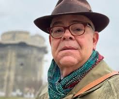 WWII Veteran Norwood Thomas Recounts His Wartime Romance to The Times