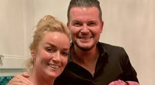 Woensdag 27 januari was samantha steenwijk bij koffietijd om haar nieuwe single vlees en bloed te zingen. Foto Samantha Steenwijk Baart Zorgen Bij Volgers