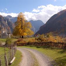 My Albania Nature Explorers | 🍂FESTAT E NENTORIT 🍂NE THETH Nisje: 19-20  Nentor 26-27 Nentor 28-29 Nentor * 65€/Person - Akomodimi tek bujtina  "Berishta" dhe... | Instagram