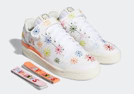 Still deeply in mourning, george goes about his day on autopilot while connecting with his best friend charley (julianne moore) and meeting kenny, an attractive. Adidas Pride Month 2021 Forum Low Nizza Sneakernews Com