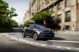 This includes access to toyota real time traffic, google street view™, parking information, local. Toyota Renueva El Equipamiento Y La Gama De Su C Hr Hibrido Para 2021