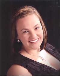 About — Courtney Wallace, soprano