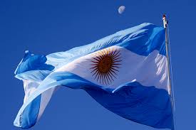 La fecha fue decretada por ley 12.361 del 8 de junio de 1938, con aprobación del congreso, por el entonces presidente de la nación argentina, roberto m. Dia De La Bandera Oroverderadio Com Ar