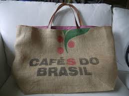 Grand Sac Cabas Ou Sac De Plage Ou Sac A Provision En Sac A Cafe Recycle En Toile De Jute L Atelier Ephemere Sac Toile De Jute Diy Sac Toile De