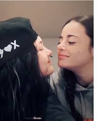 Yulier Delgado's Instagram, Twitter & Facebook