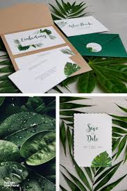 Entweder sind sie rundum mit ihren einladungskarten zur goldenen hochzeit und unserem service. So Schon Hochzeitspapeterie Im Greenery Look Mit Monstera Und Palmenblattern Die Pocketfold Einladungen Sind Hochzeitspapeterie Karte Hochzeit Hochzeitsmotto