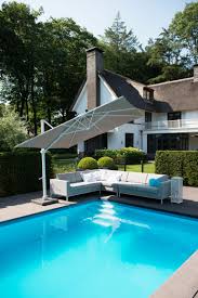 Sonnenschirm 4seasons Siesta 300x300 Ampelschirm Online Shop Gunstig Angebot Ampelschirm Sonnenschirm Pool Im Garten