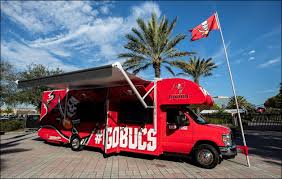 Thu, aug 26, 2021, 4:00pm edt Tampa Bay Buccaneers Street Team Rv Created By Lazydays Rv Unveiled Saturday February 9th