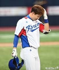 국대 은퇴하면서 우는거보고 찐 애국자라 느꼈네요. Lg 1 5êµ° ëŒ€í'œíŒ€ ìœ„í˜' ê¹€ê²½ë¬¸ ê°ë… Quot ì¢‹ì€ ê²½í—˜ Quot