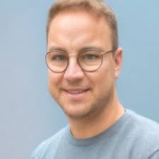 For several years, I have been collecting a list of questions I'm asked  during UXR job interviews at companies from start-ups to MAANG.