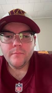 Zachary Earls's Instagram, Twitter & Facebook