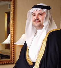 .للشيخه امنه بنت حسن بن عبدالله ال ثاني وليست من عائلة السويدي وليس هنك تفضيل عند الشيخ خليفه بين أبناءة اذ ان والده الشيخ حمد توفيت بعد والدته مباشره ولشيخ عبدالعزيز زوجتان هما للشيخه لولو بنت جاسم حمد ال ثاني والشيخه عائشه. Ø¹Ø¨Ø¯Ø§Ù„Ø¹Ø²ÙŠØ² Ø¨Ù† Ø¹Ø¨Ø¯Ø§Ù„Ø±Ø­Ù…Ù† Ù†Ø¬Ø§Ø­ Ù…Ø¤ØªÙ…Ø± Ù…Ø³ØªÙ‚Ø¨Ù„ Ø§Ù„Ø§Ø³ØªØ«Ù…Ø§Ø± Ø¯Ù„ÙŠÙ„ Ø¹Ù„Ù‰ Ø«Ù‚Ø© Ø±Ø¬Ø§Ù„ Ø§Ù„Ù…Ø§Ù„ ÙˆØ§Ù„Ø£Ø¹Ù…Ø§Ù„ Ø¨Ù‚ÙŠØ§Ø¯Ø© Ø§Ù„Ù…Ù…Ù„ÙƒØ©