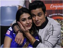Pavitra punia is an actress, known for siddhartha: Bigg Boss 14 Pavitra Punia S Ex Boyfriend Pratik Sehajpal Calls Her Aggressive And Possessive Says She Didn T Want Me To Do Bold Scenes With A Female Co Star
