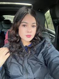 Shanna Glover's Instagram, Twitter & Facebook