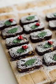 They'll have fun decorating their own christmas brownie with a candy cane trunk and ornaments made of sprinkles. Choco Christmas Brownies Christmas Food Christmas Cooking