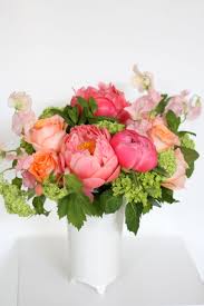 Our Retail Designers Are Creating Unique One Of A Kind Arrangements For Mother S Day Visit O Flower Arrangements Fresh Flowers Arrangements Beautiful Flowers