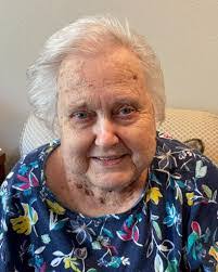 Lottie Scott's Instagram, Twitter & Facebook