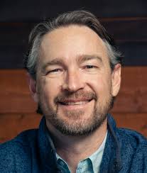 Brett Masters's Instagram, Twitter & Facebook