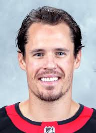 Player photos for the 2010-11 Soo Greyhounds at hockeydb.com