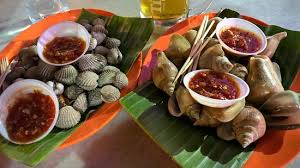Lau pa sat is one of the most popular food markets, or what locals refer to as a 'hawker centre', in the heart of singapore's financial district. Lau Pa Sat Singapur Central Area City Area Restaurant Bewertungen Telefonnummer Fotos Tripadvisor