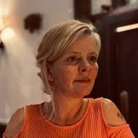 Evie Murray's Instagram, Twitter & Facebook