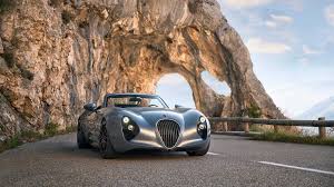 Wiesmann. История автомобилей по годам, марка Wiesmann.