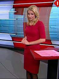 Luchtige kledingkeuze dionne stax verrast kijkers. Pin Van Peter Eardley Op Dionne Stax Mooie Vrouw Zakelijke Outfits Outfits